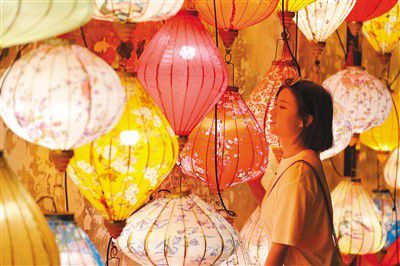 中秋节是哪天_中秋节的天气是冷的还是热的_中秋节是秋天